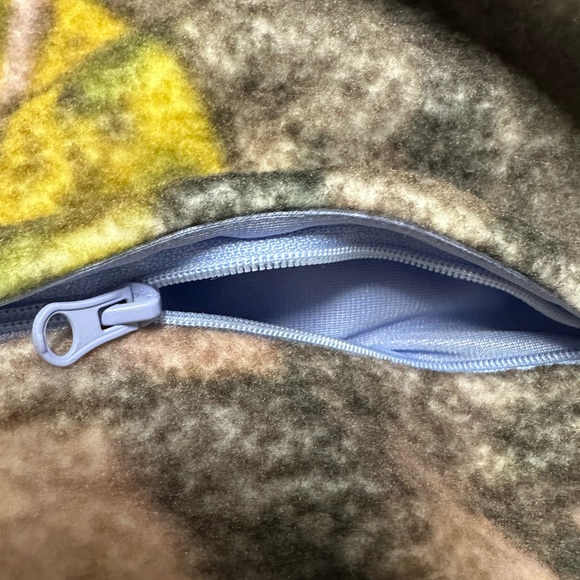 Disney Marie 1/4 Zip Fleece
Top for Adults - The Aristocats size 1X - Picture 10 of 16